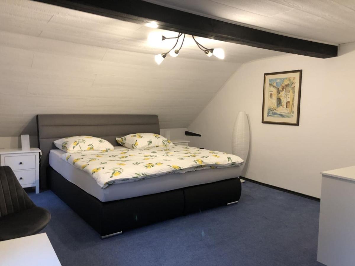 Ferienwohnung Auf Denkmalgeschuetztem Sturmhof Grefrath Εξωτερικό φωτογραφία